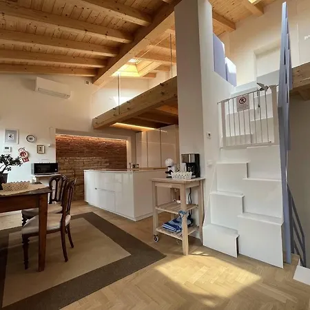 La Piccola Casa Al Lago - Intera Casa Con 3 Camere E 2 Box Salò Buitenkant foto