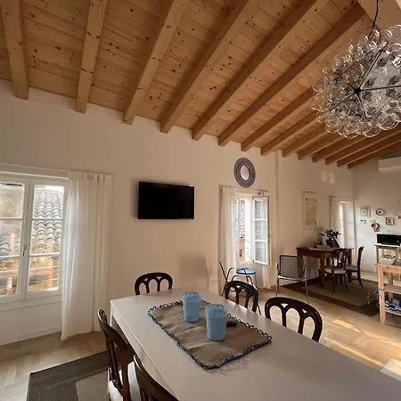 La Piccola Casa Al Lago - Intera Casa Con 3 Camere E 2 Box Salò Buitenkant foto