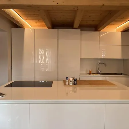 La Piccola Casa Al Lago - Intera Casa Con 3 Camere E 2 Box Salò Buitenkant foto