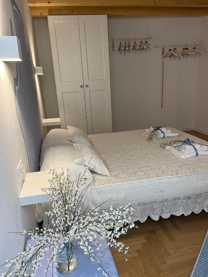 La Piccola Casa Al - Intera Casa Con 3 E 2 Box * Salò
