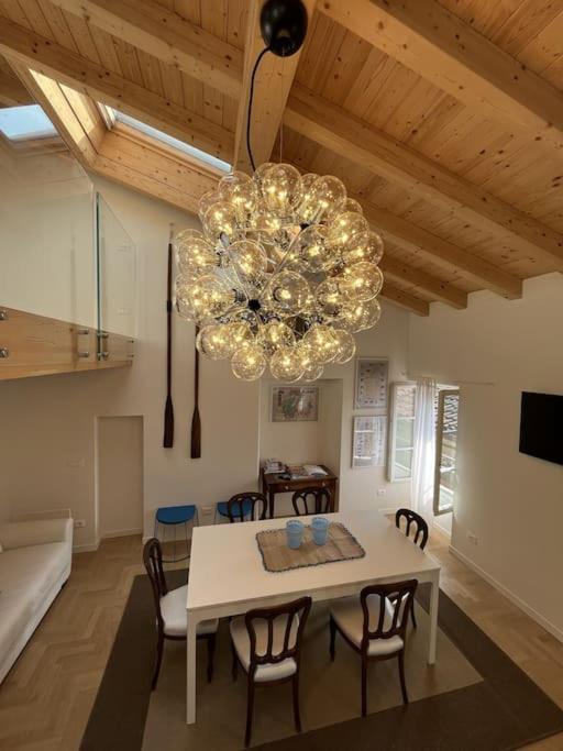 La Piccola Casa Al - Intera Casa Con 3 E 2 Box Casa vacanze Salò